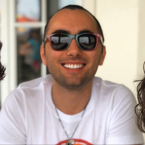 Meet your Posher, Marc - Picture 1 of 1